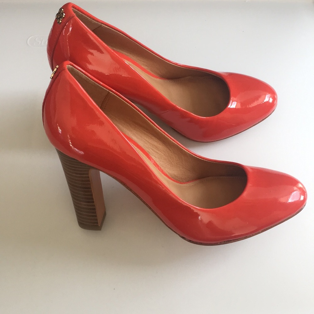 Coach Blood Orange 🍊 Wooden Block Heel Pumps